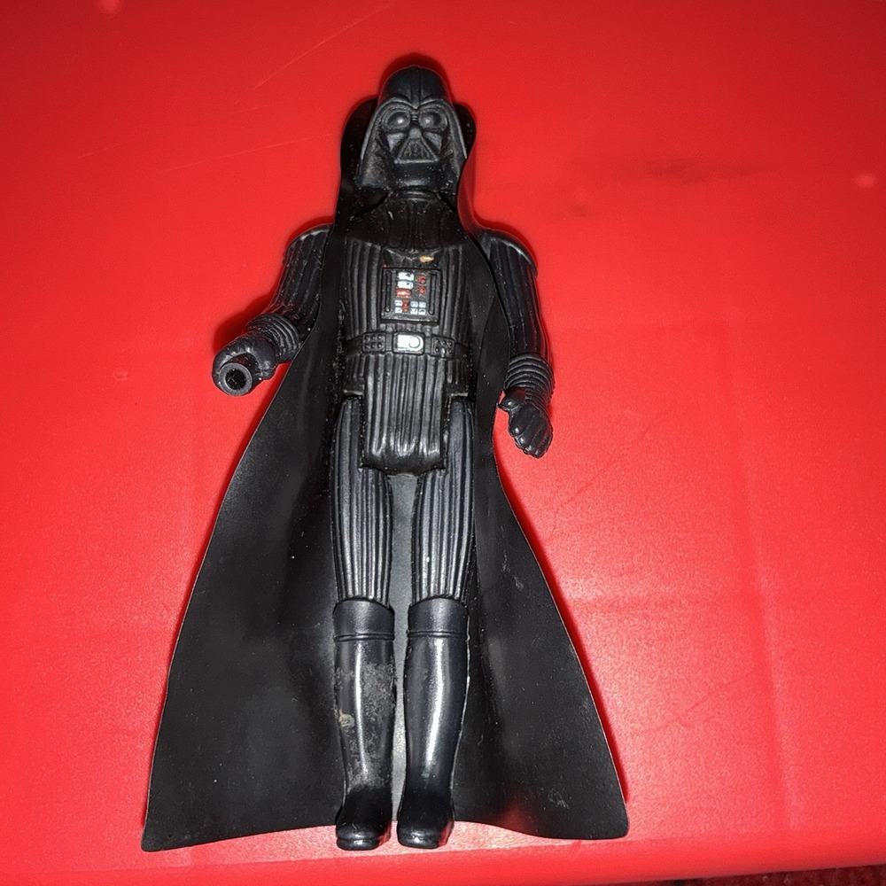 Star Wars Darth Vader Action Figure Vintage 1977 Kenner Hong Kong 1:18 Scale